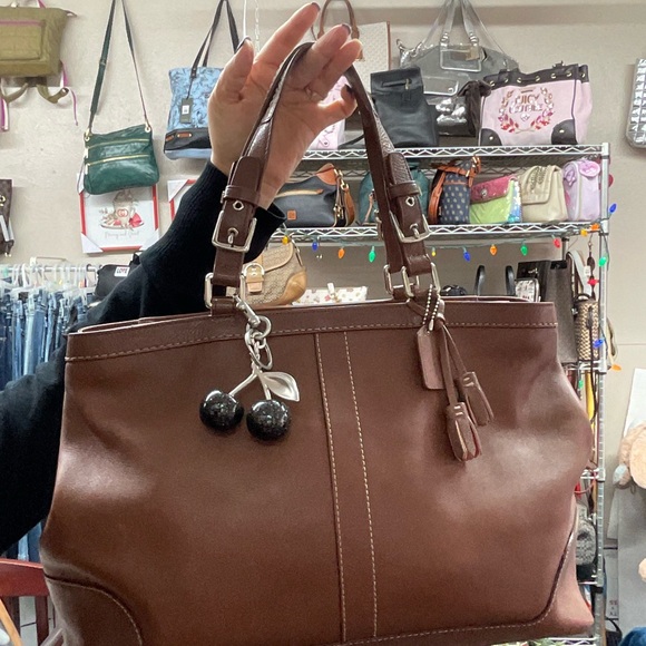 ♡Purse Show♡ - Picture 15 of 16